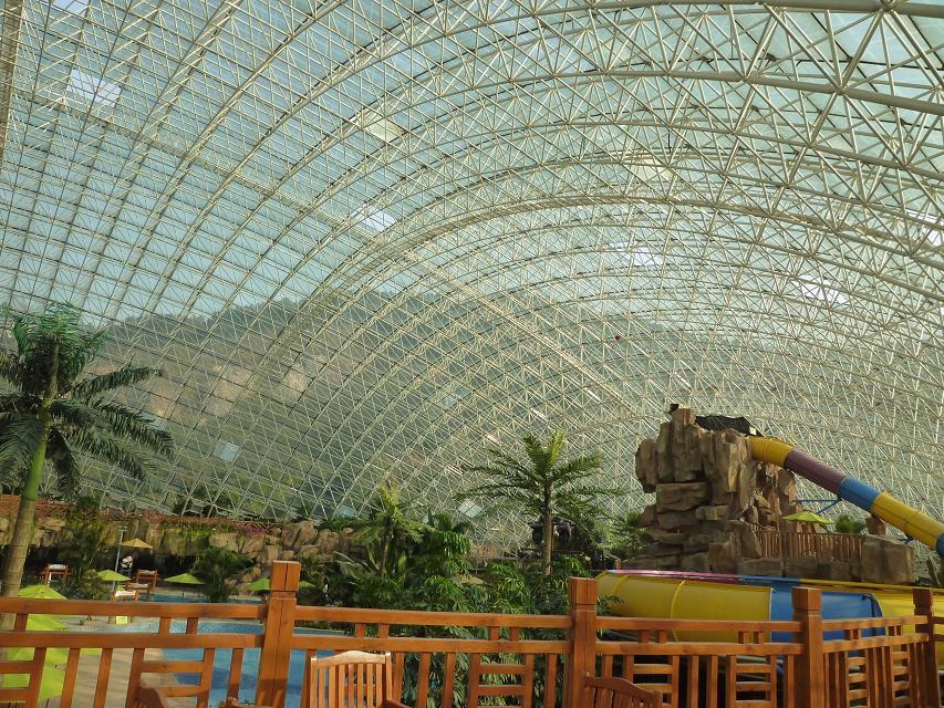 和龙游乐场网架
